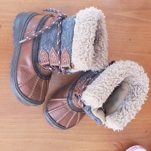 Baby Gap Thinsulate Winter Boots (6T)